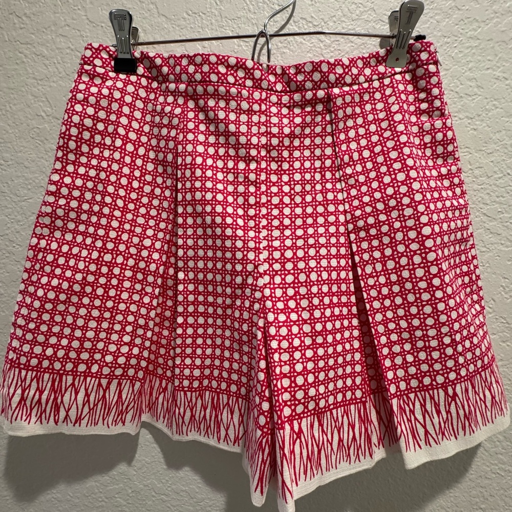 NWT Trina Turk Wisteria Short High Waist Pink Patterned - Picture 3 of 8
